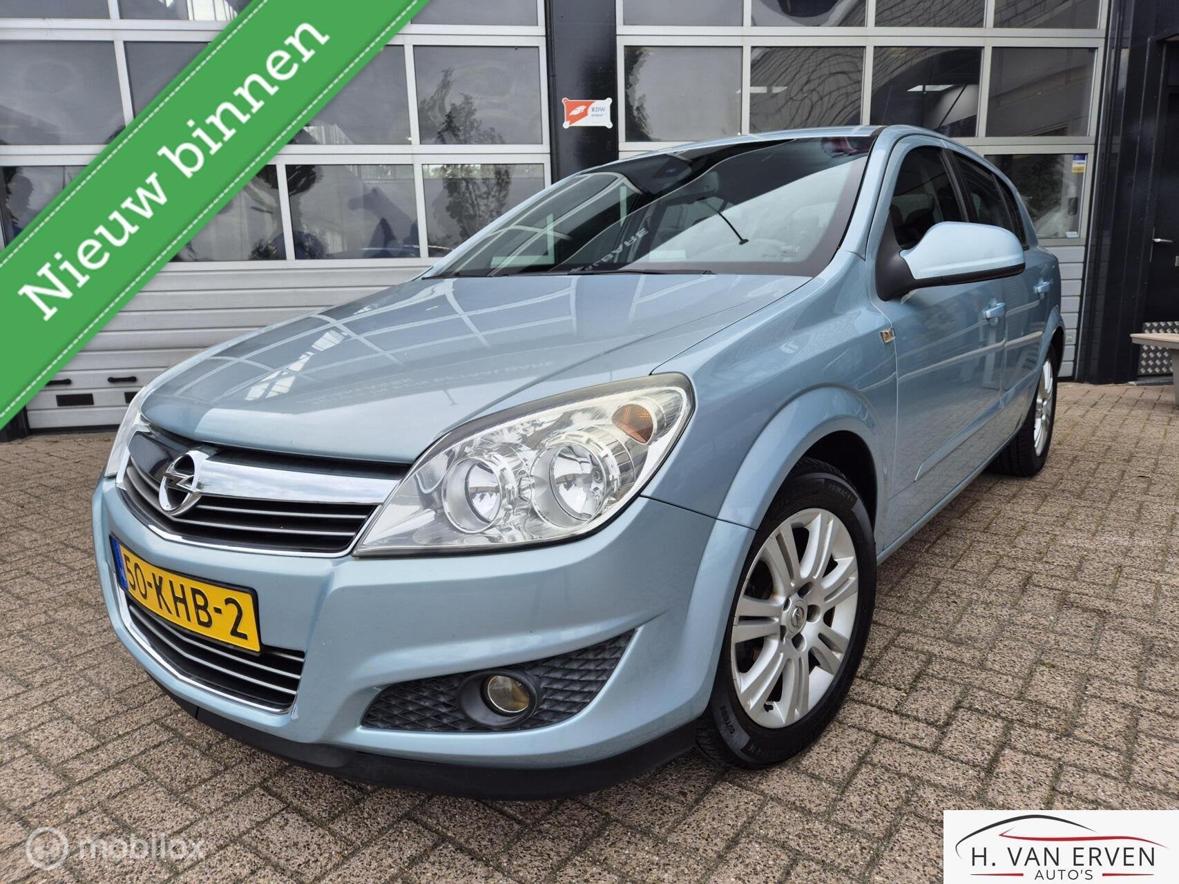Opel Astra 1.6 Cosmo LEDER NAVI STOELVERWARMING PDC NAP!, Auto's, Opel, Voorwielaandrijving, 15 km/l, 4 cilinders, 116 pk