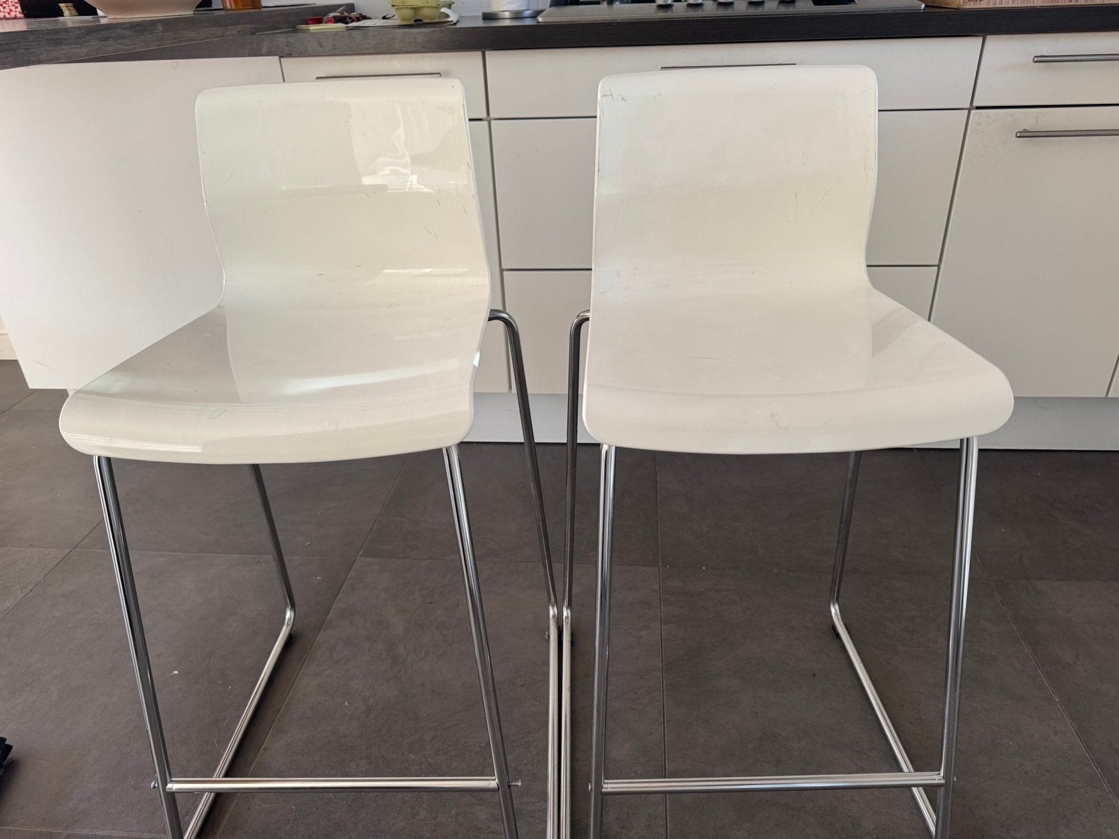 Gratis ophalen barkrukken, 2 krukken, Ophalen, Zo goed als nieuw, 60 tot 90 cm