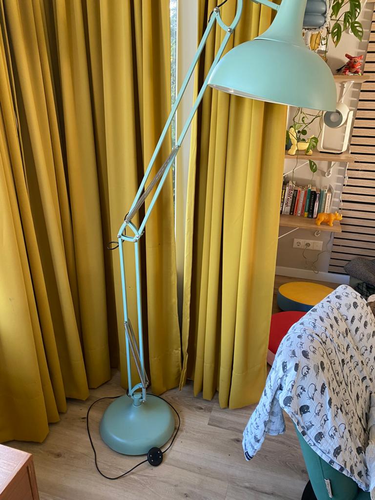 Gratis: Vloerlamp kwantum blauw/groen, Ophalen, Zo goed als nieuw, 150 tot 200 cm