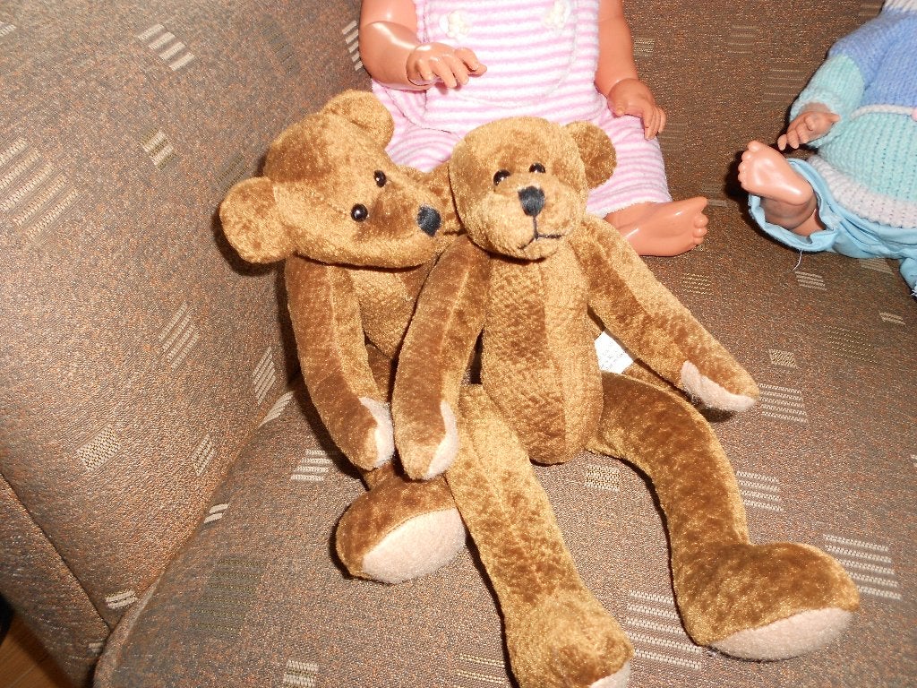 2 beertjes gemerkt, Verzamelen, Beren en Cherished Teddies, Ophalen of Verzenden, Zo goed als nieuw, Stoffen beer, Overige merken