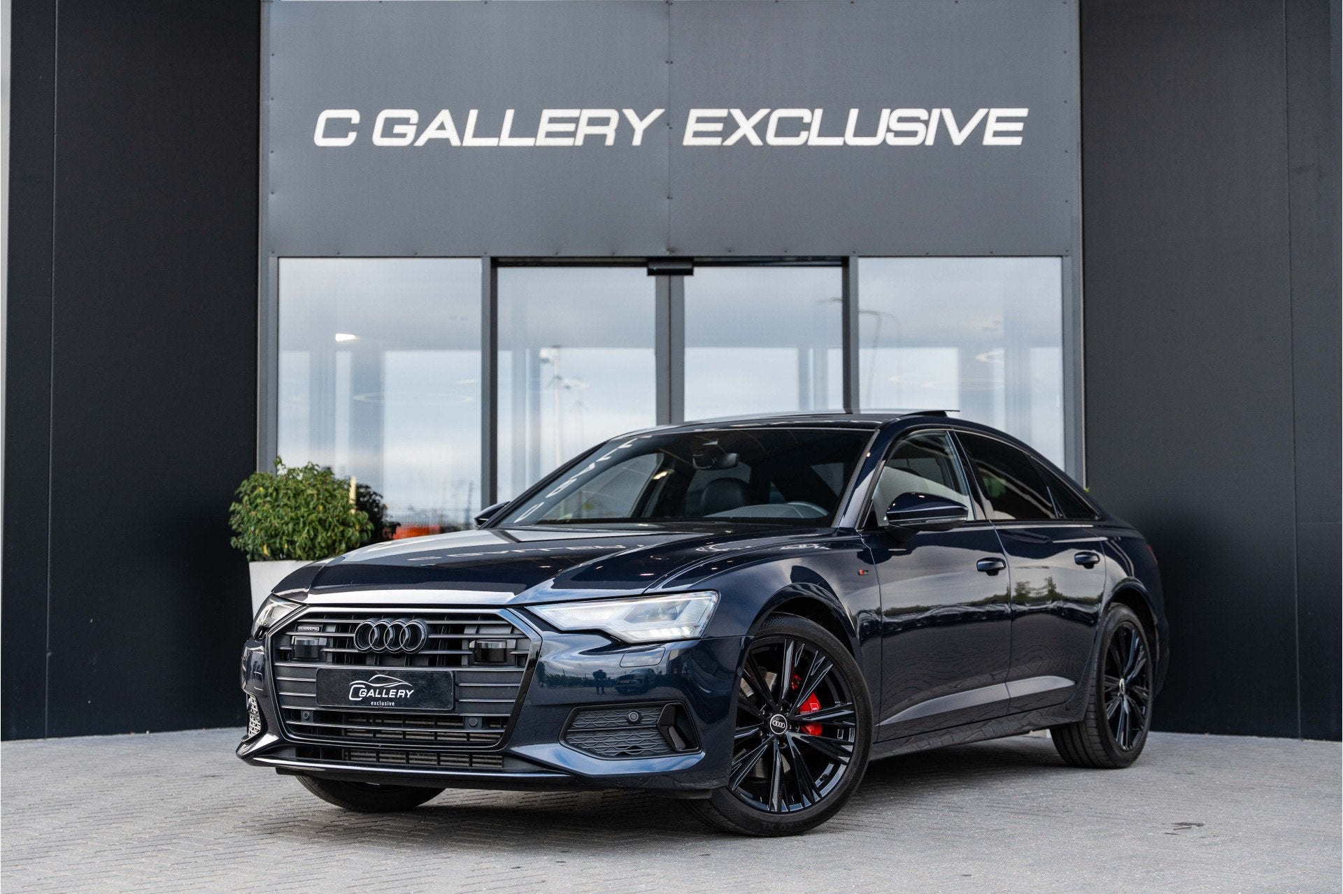 Audi A6 Limousine 45 TFSI S edition - Panorama | Memory | St, Auto's, Audi, Zwart, 4 cilinders, 1984 cc, Blauw