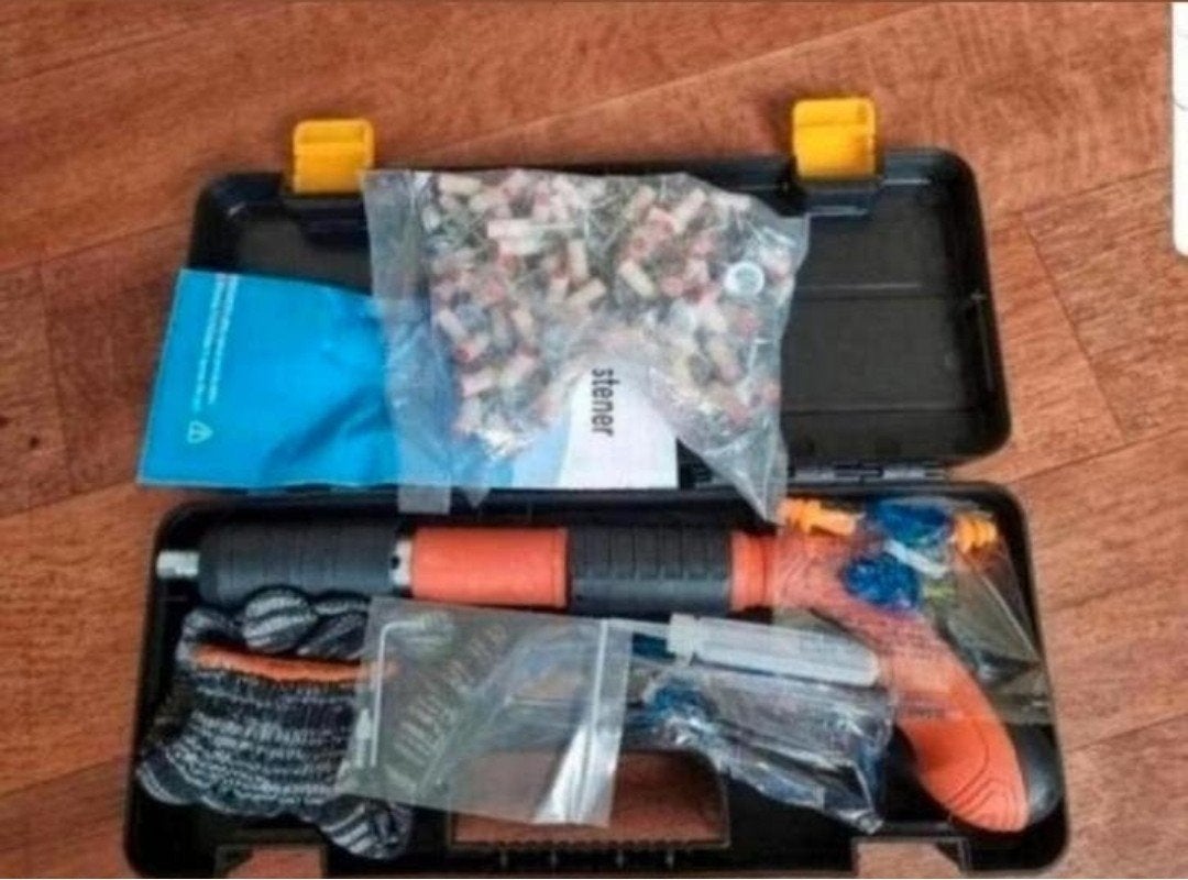 mini-nagelpistool Klinknagelgereedschap €65,00, Ophalen of Verzenden, Nieuw, Gereedschapsset