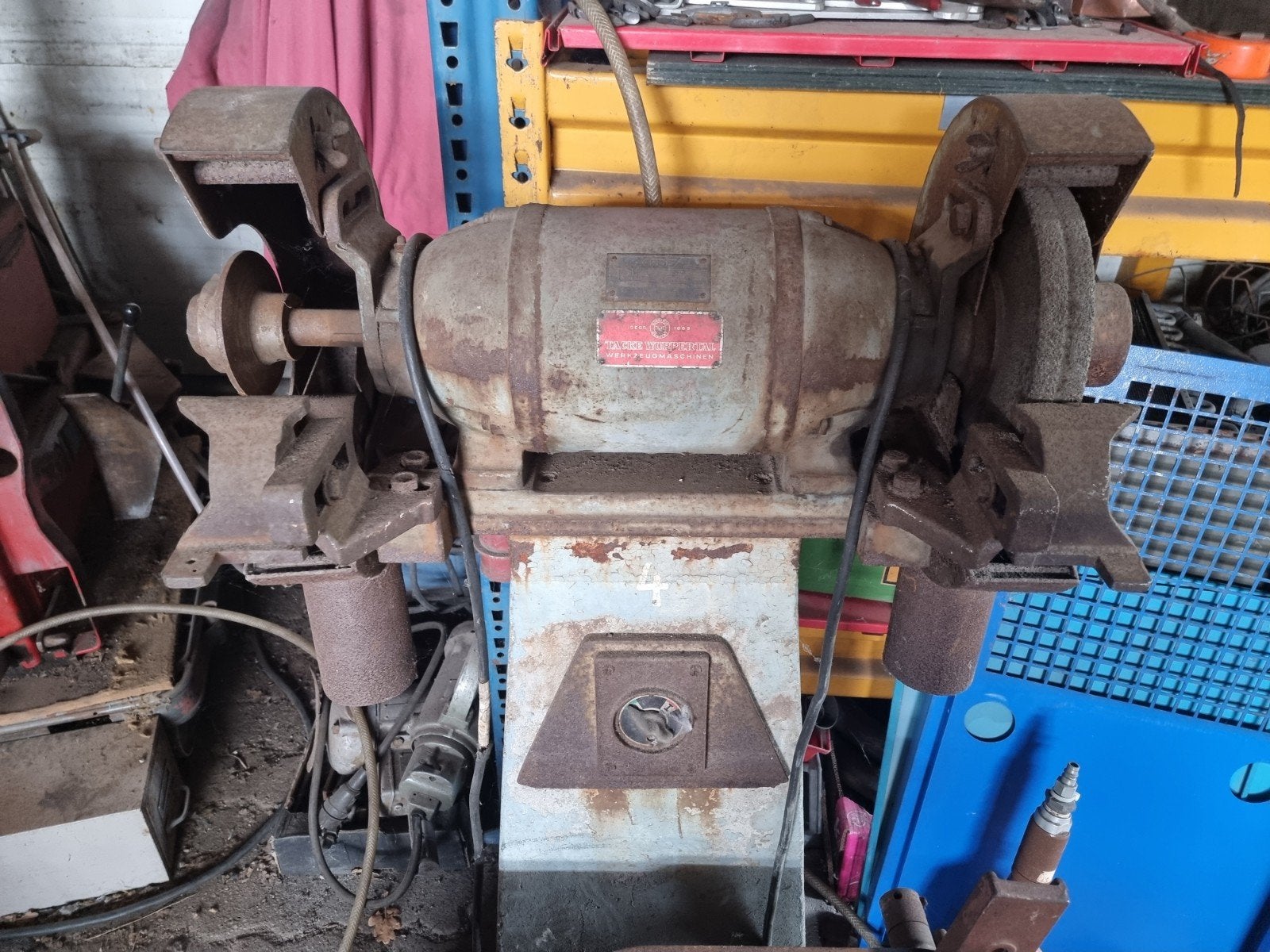 zeer grote slijpmachine 380V, Ophalen, Gebruikt, 1000 watt of meer, Werkbankslijpmachine
