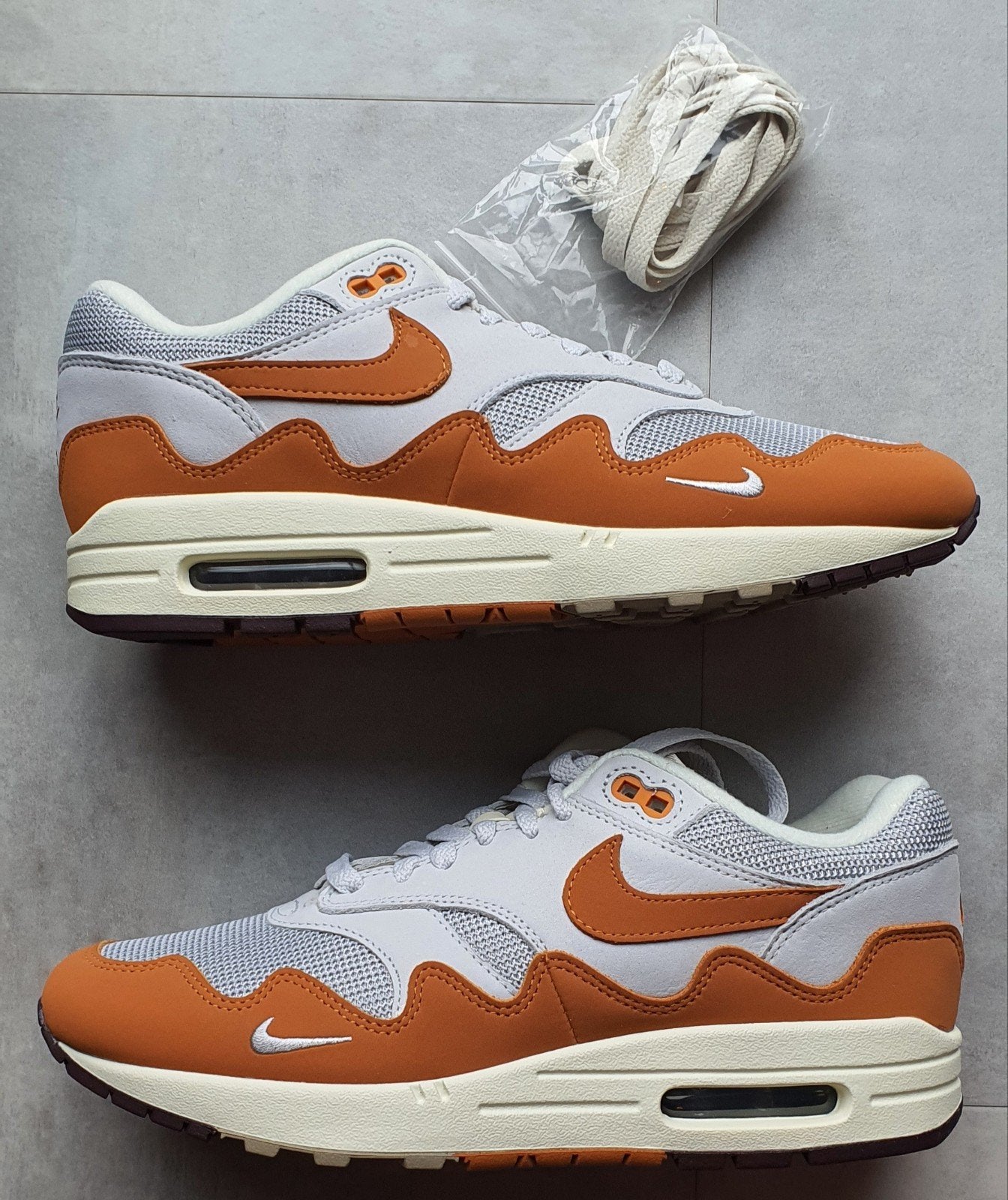 Nike Air Max 1 Patta Waves Monarch (with Bracelet) - EU 41, Ophalen of Verzenden, Nieuw, Overige kleuren