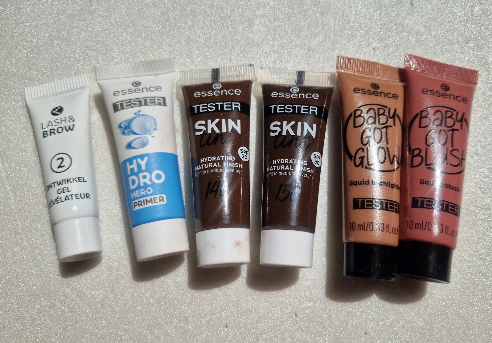 Essence make-up testers (6 stuks), Overige kleuren, Gehele gezicht, Ophalen of Verzenden, Zo goed als nieuw