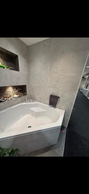 Badkamer- / toilettegels, Doe-het-zelf en Verbouw, Ophalen, 40 tot 60 cm, Wandtegels, Nieuw