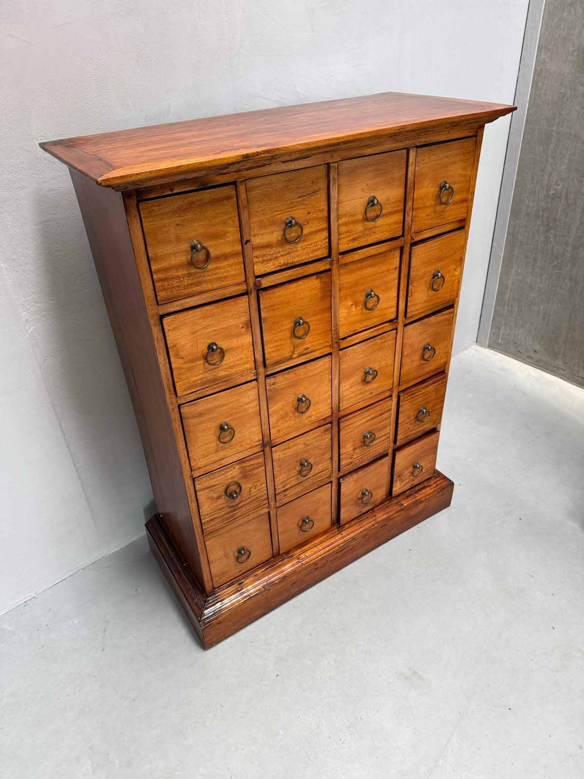 Vintage Ladenkast / Apothekerskast / Archiefkast 20 Lades, Huis en Inrichting, Kasten | Ladekasten, Minder dan 100 cm, 25 tot 50 cm