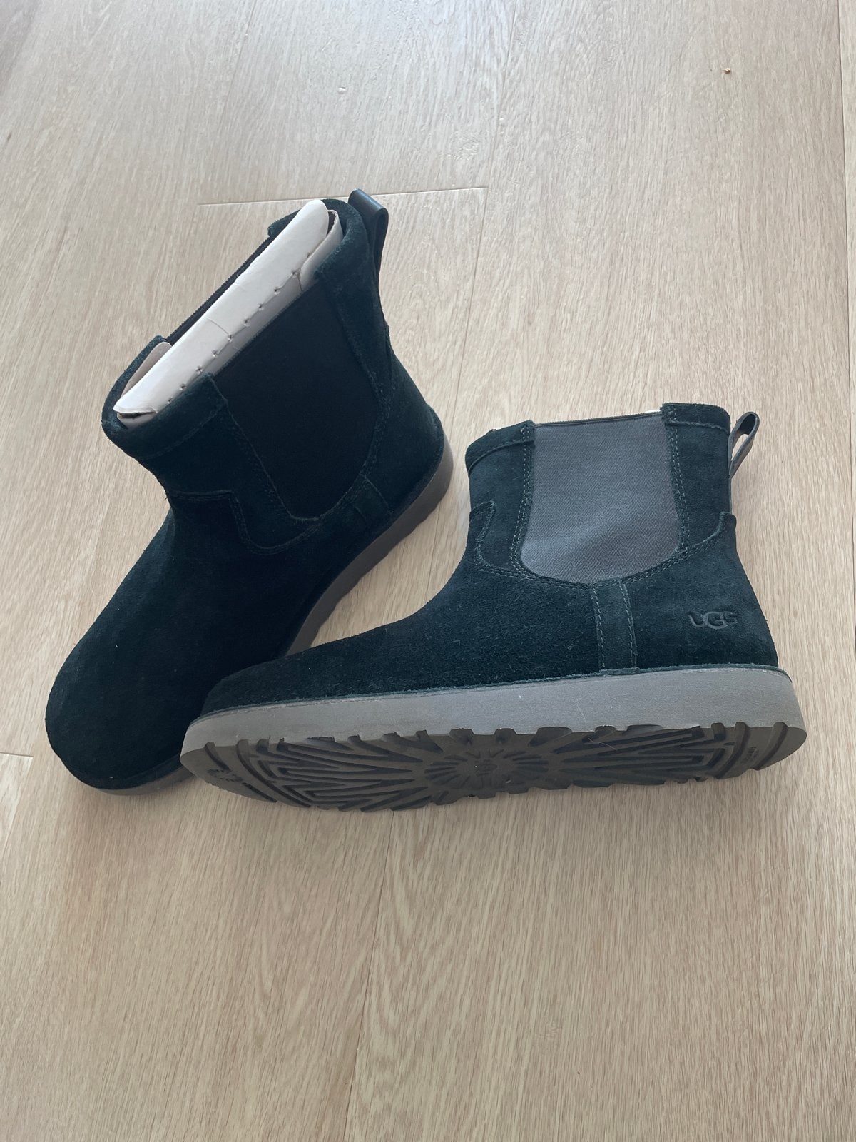 UGG herenboots maat 42 - 1x gedragen, Ophalen of Verzenden, Nieuw, Zwart, Boots