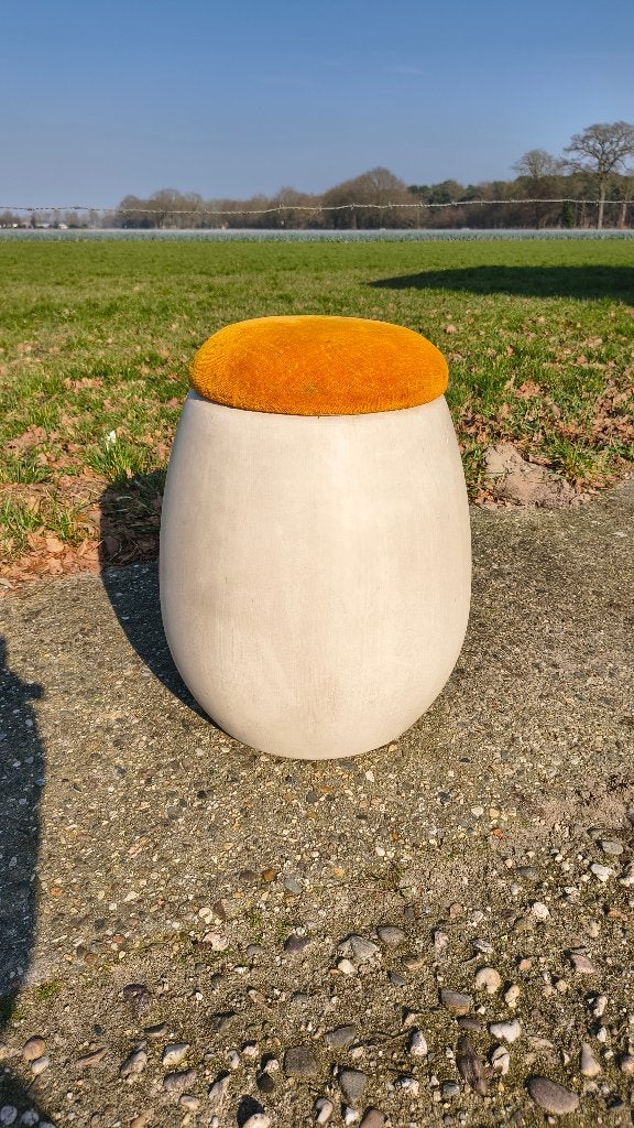 Alibert oeuf tabouret jaren '70 space age, Verzamelen, Retro, Ophalen, Huis en Inrichting