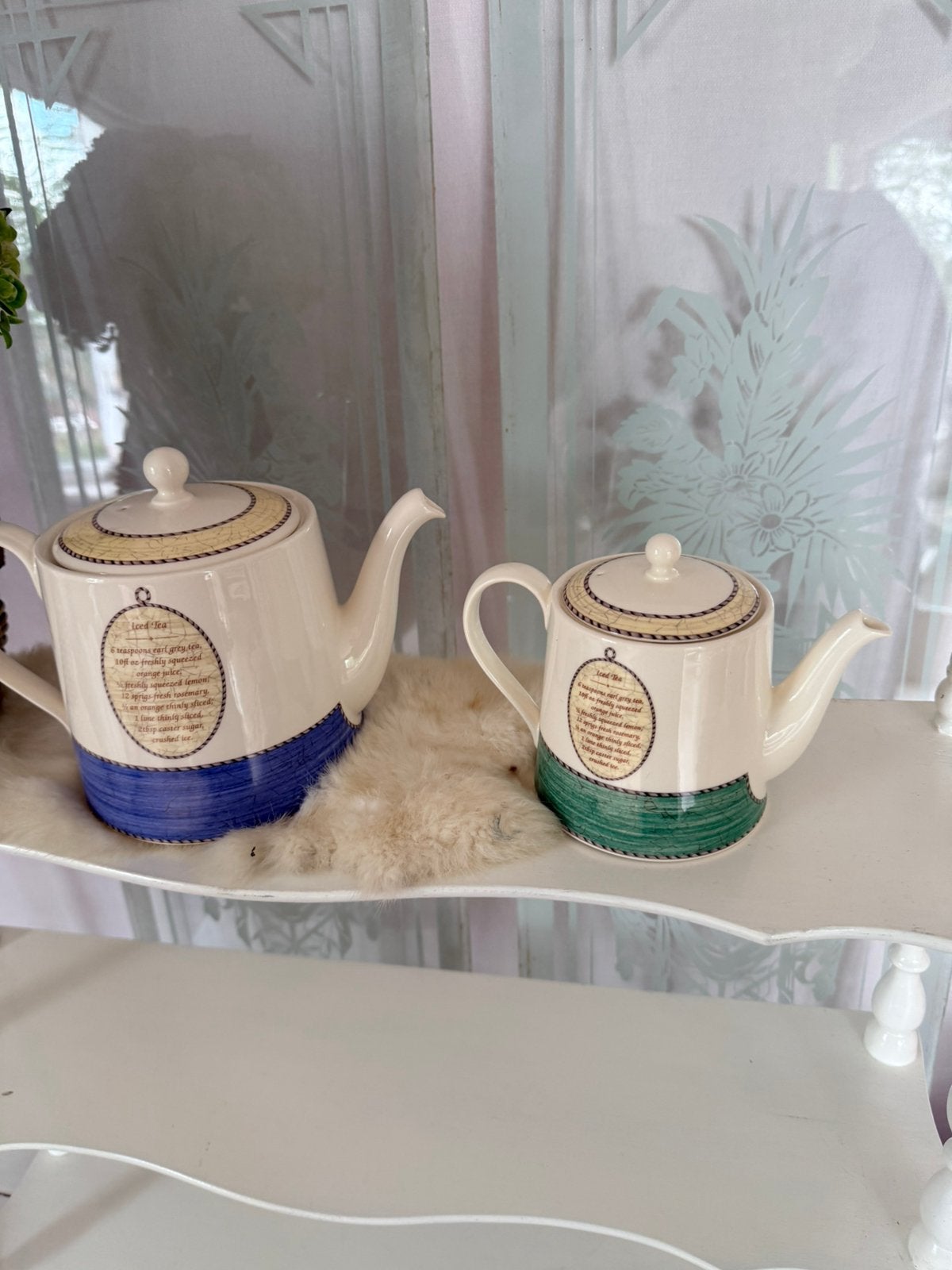 Sarah’s GardennWedgwood 2x theepot groot/kleinnizgst 1997, Ophalen, Zo goed als nieuw, Porselein, Overige typen