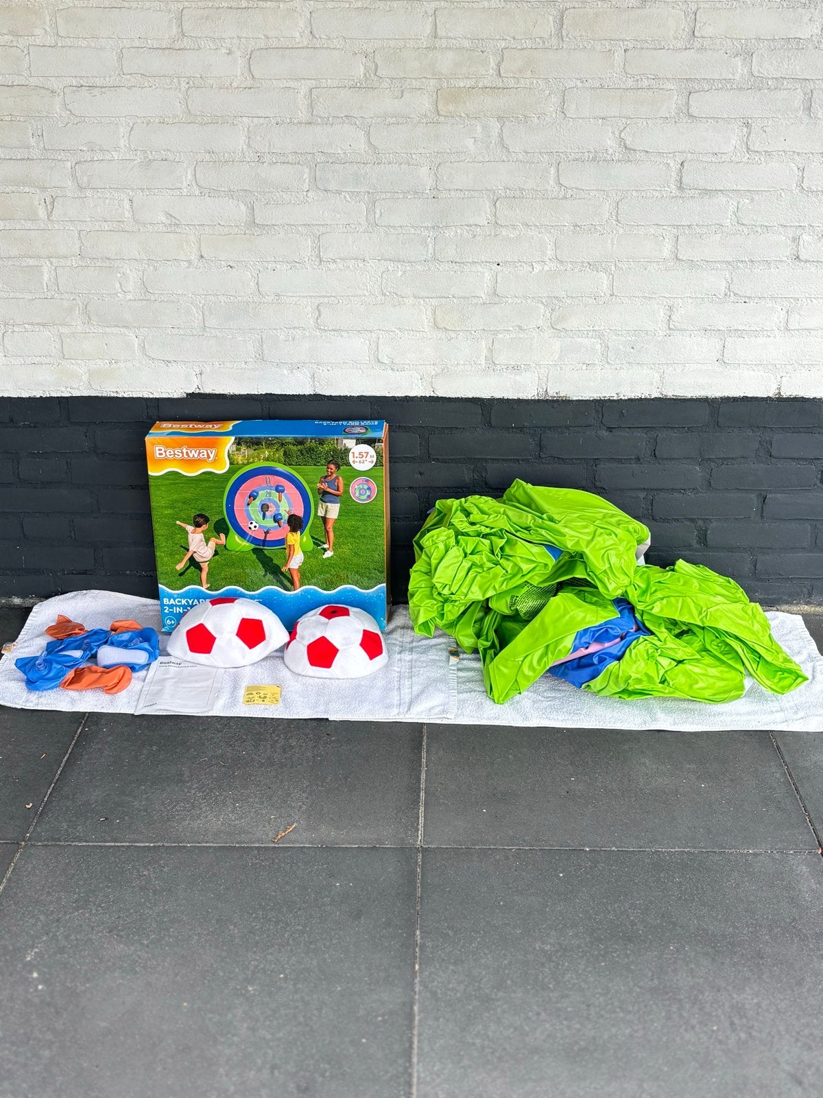 Bestway Backyard Bullseye 2-in-1 Yard Game, Kinderen en Baby's, Speelgoed | Buiten | Actiespeelgoed, Gebruikt, Ophalen of Verzenden