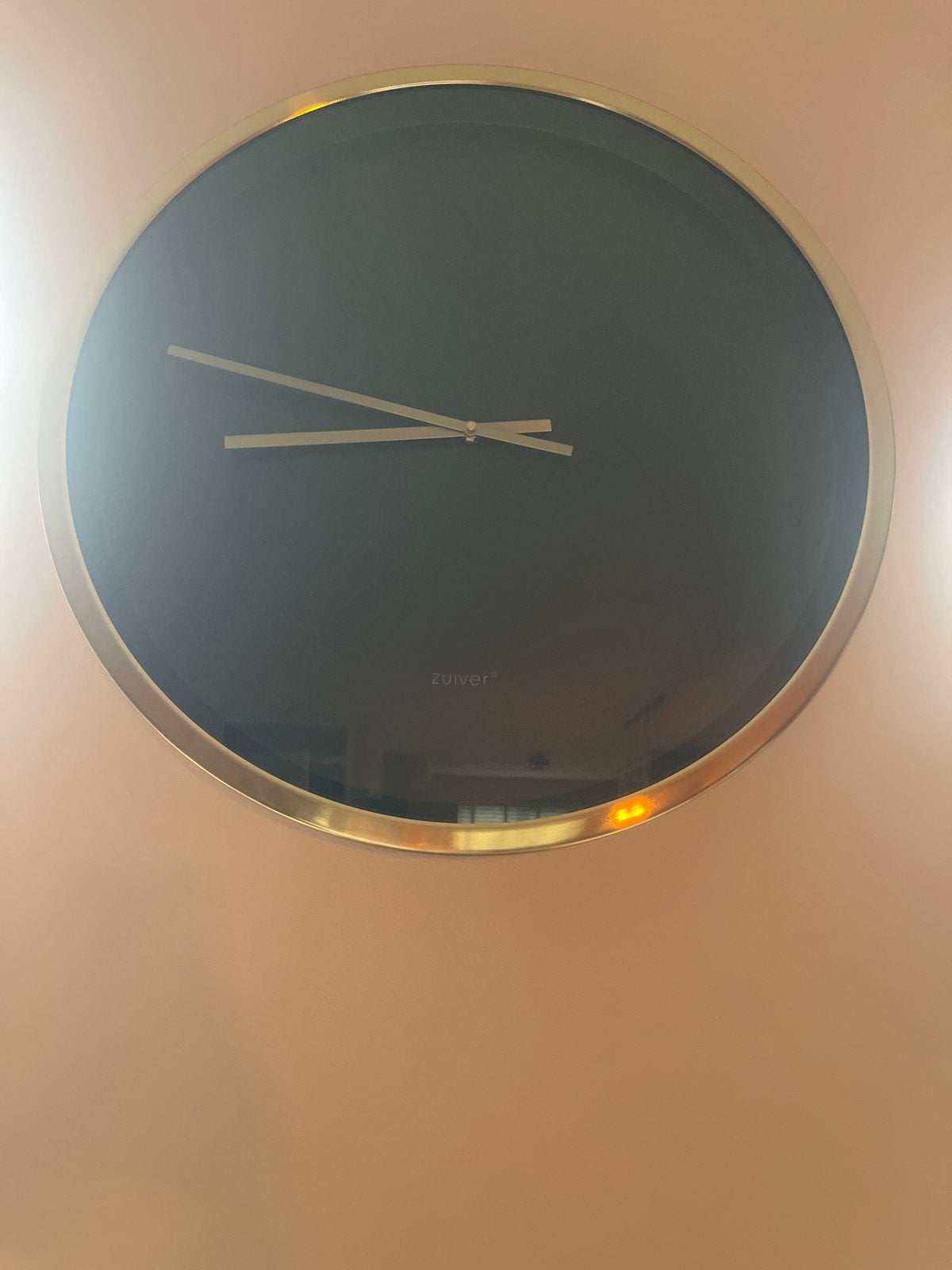 Zuiver Wandklok Zwart/Goud - 60 cm, Huis en Inrichting, Wandklok, Analoog, Ophalen of Verzenden, Zo goed als nieuw