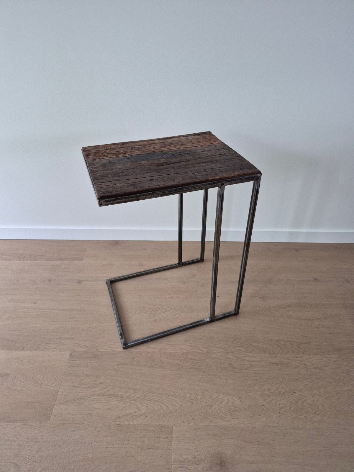 Side table Riviera Maison, Minder dan 55 cm, Gebruikt, Industrieel, Rechthoekig
