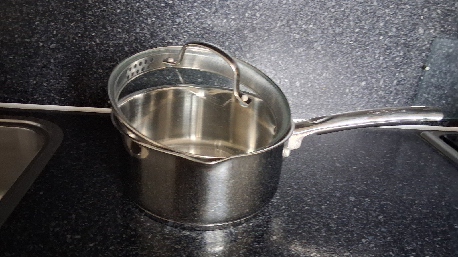 Thomas Rosenthal Kookpan RVS met Deksel, Ophalen, Met deksel, Zo goed als nieuw, Rvs