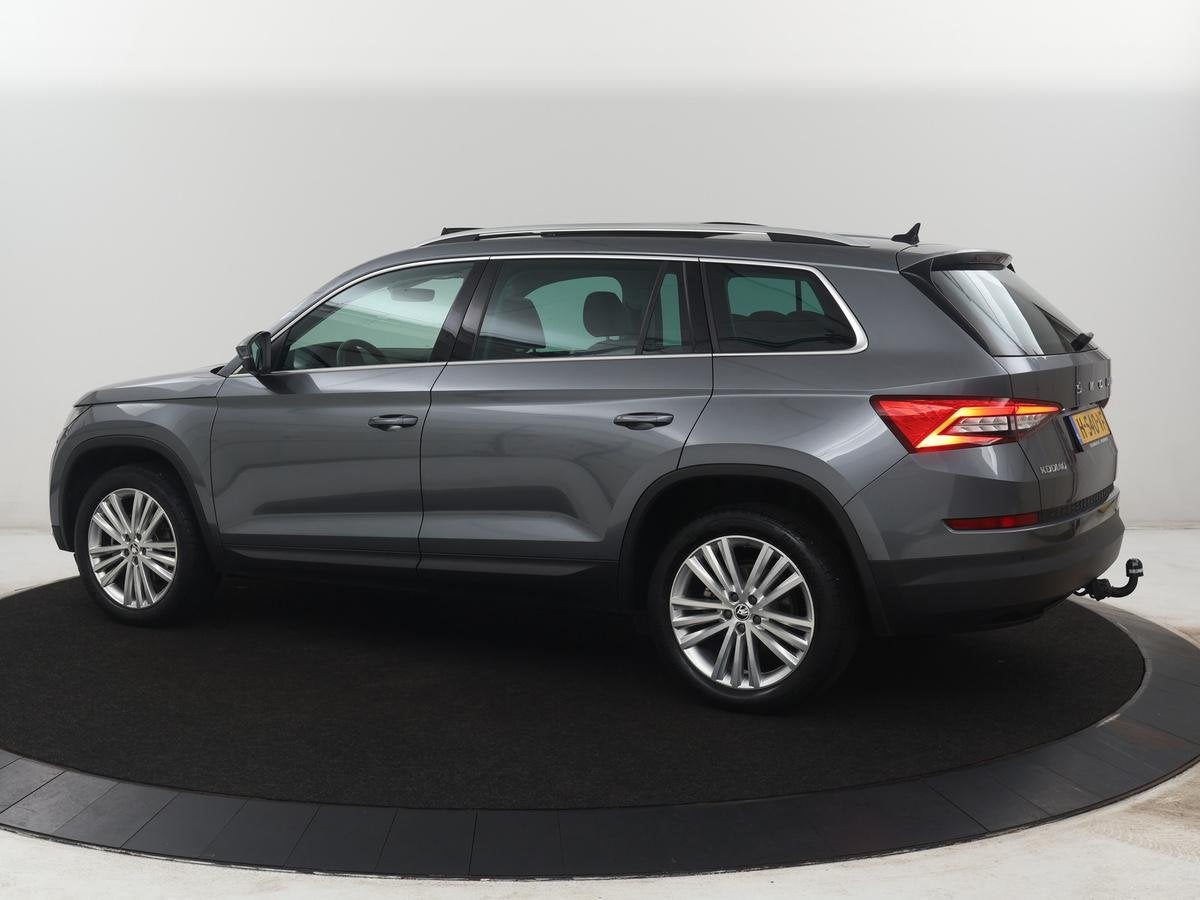 Skoda Kodiaq 1.5 TSI Limited Business Edition 7p. | Trekhaak, Auto's, 4 cilinders, 150 pk, 7 stoelen, Origineel Nederlands