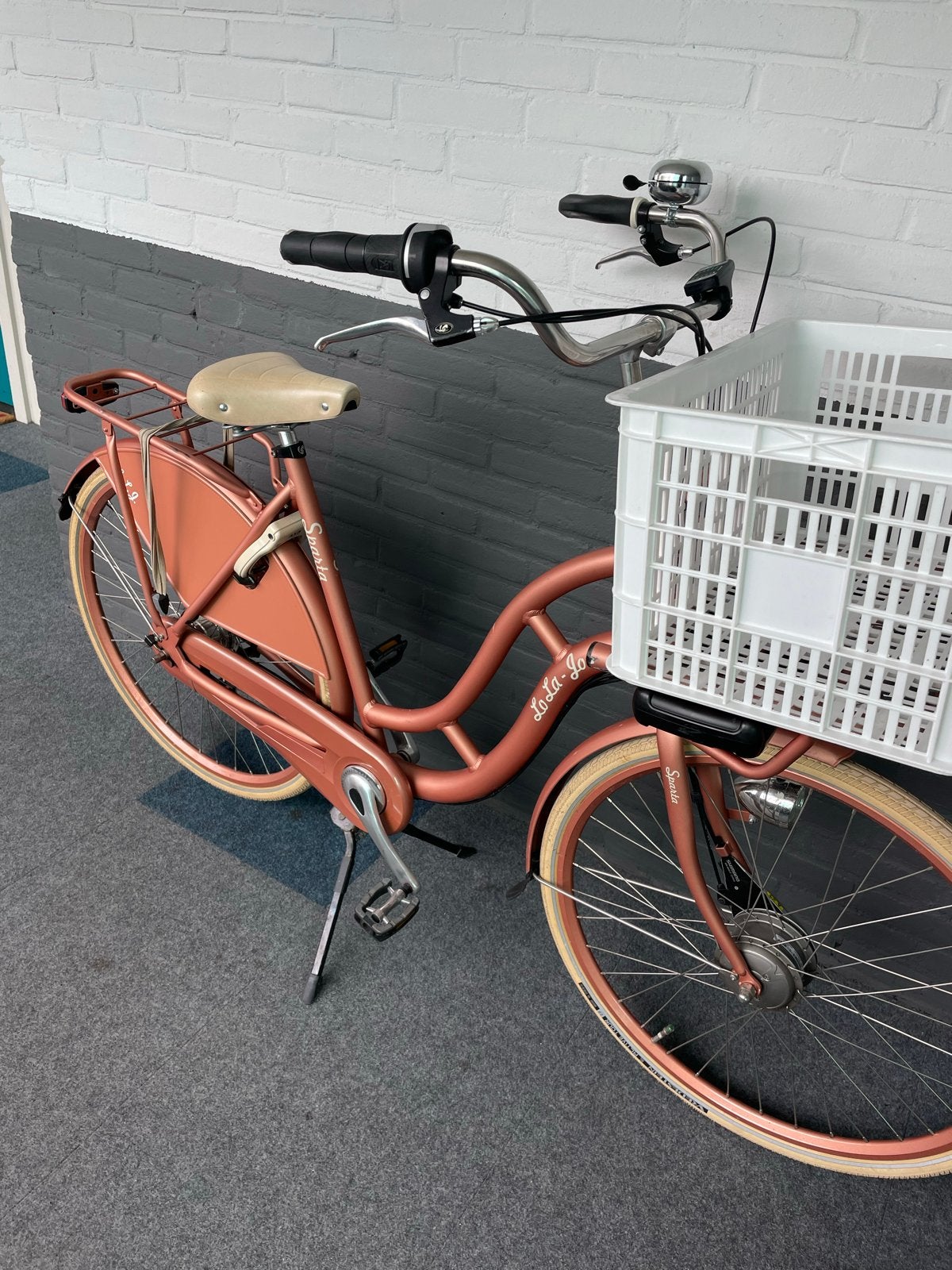 Sparta Lola-Jo elektrische fiets met mand, Fietsen en Brommers, Elektrische fietsen, Sparta, Gebruikt, Ophalen of Verzenden, 51 tot 55 cm