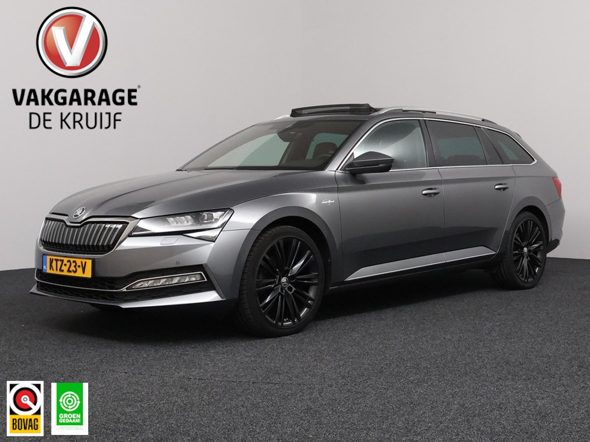 Skoda Superb Combi 1.4 TSI iV Sportline Business Laurin & Kl, Auto's, Dealer onderhouden, Euro 6, 4 cilinders, 1668 kg