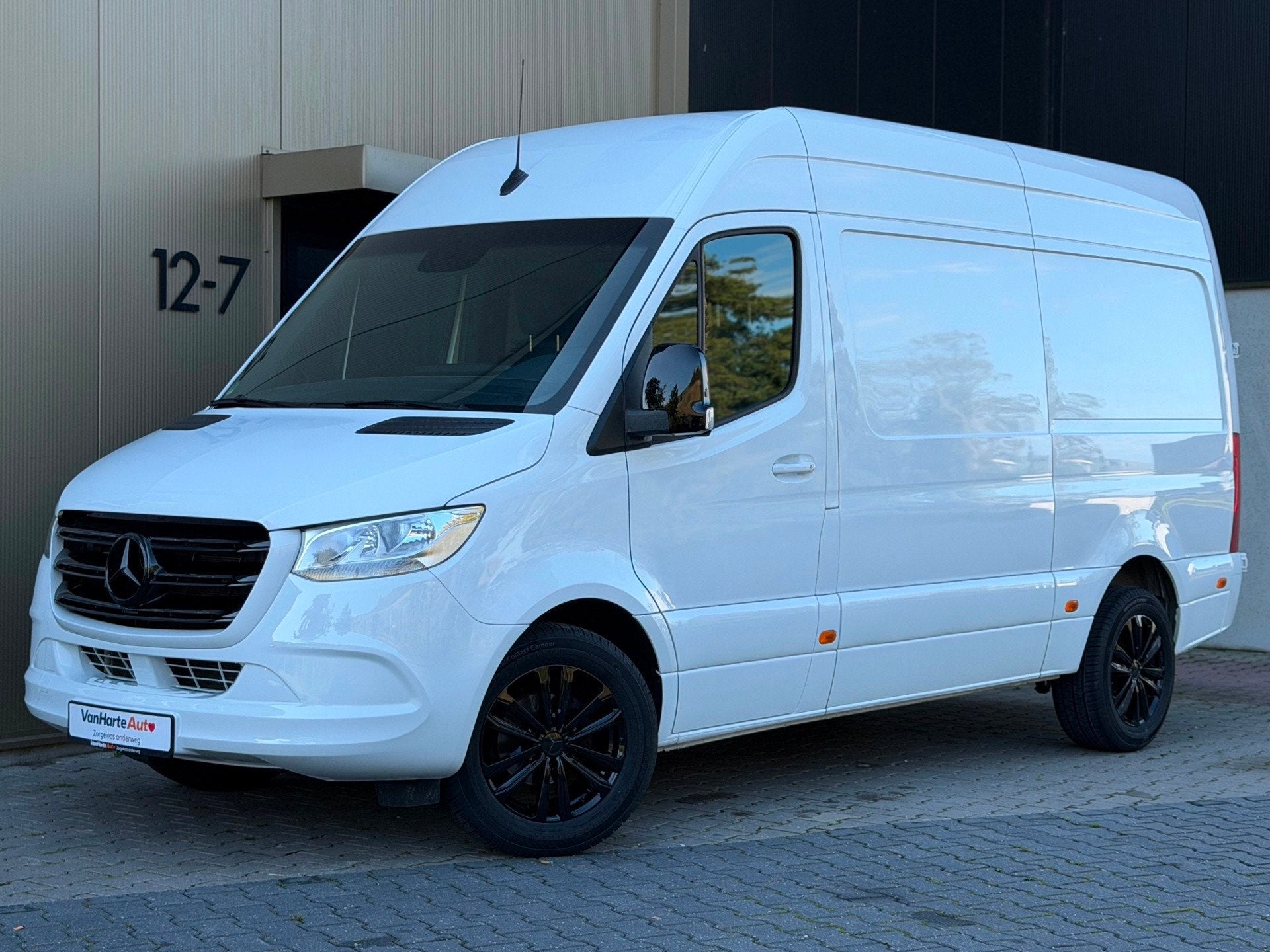 Mercedes-Benz Sprinter 317CDI|L2H2|RWD|Carplay|Dealer onderh, Automaat, Achterwielaandrijving, Gebruikt, Bedrijf