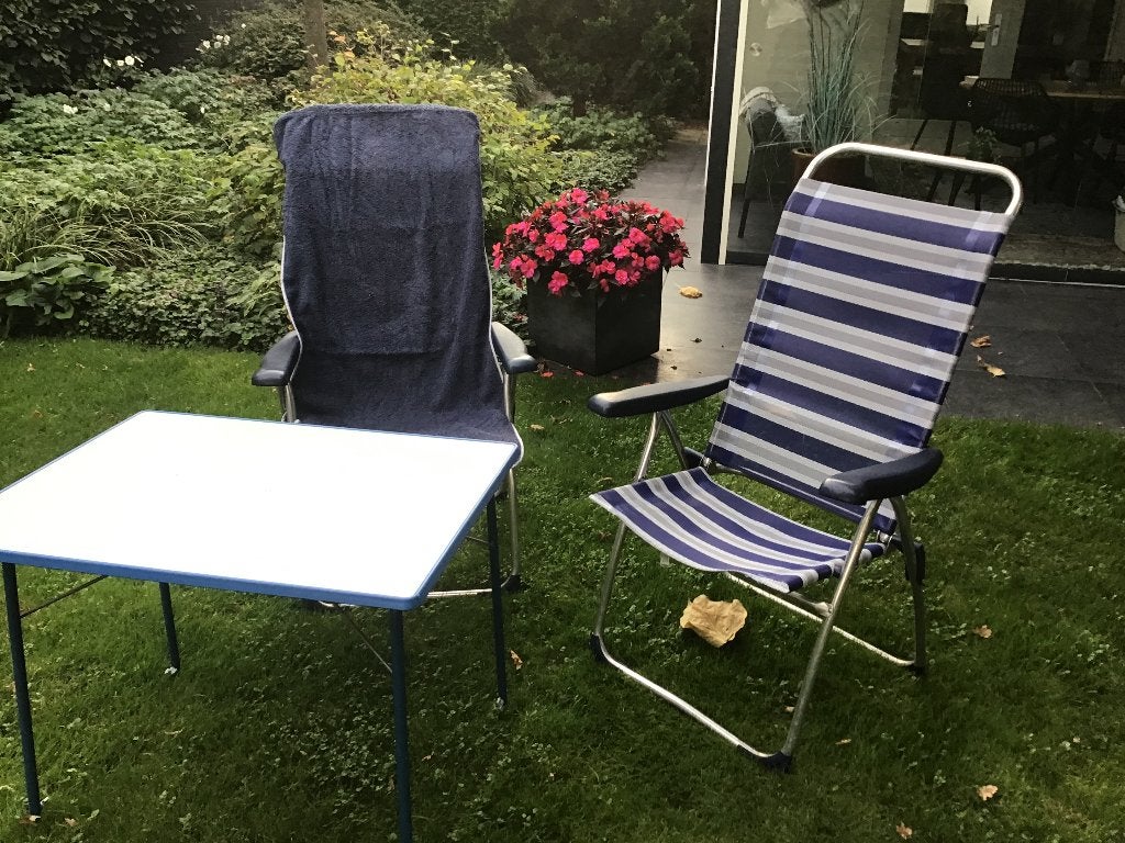 Camping tafel met 2 stoelen, Ophalen of Verzenden, Zo goed als nieuw, Campingstoel