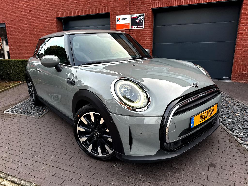 Unieke Mini Cooper 1,5 Classic Automaat Carplay Navi CC.LED, Lichtsensor, Bedrijf, 1500 cc, 3 cilinders