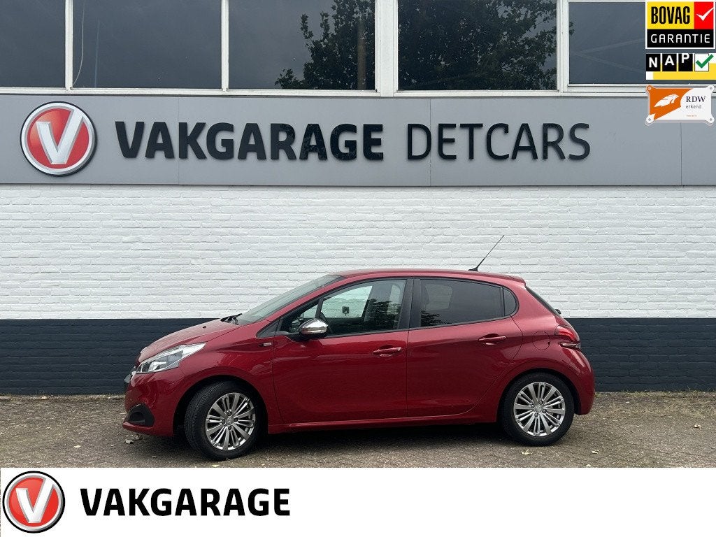 Peugeot 208 1.2 PT Blue Lease (bj 2017), Auto's, Gebruikt, 1199 cc, 82 pk, Bedrijf