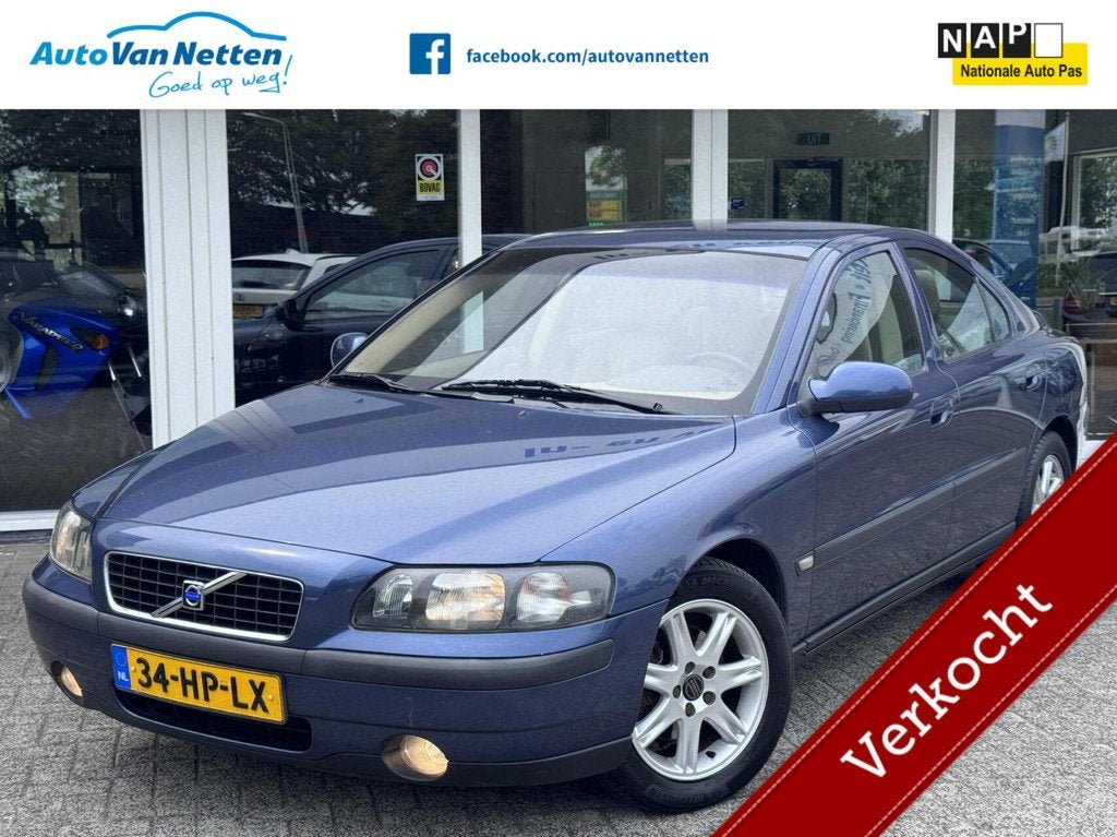 Volvo S60 2.4 5 cilinder 170pk,Edition,Leder,clima,cruise,tr, Auto's, Volvo, Voorwielaandrijving, Gebruikt, Beige, Blauw