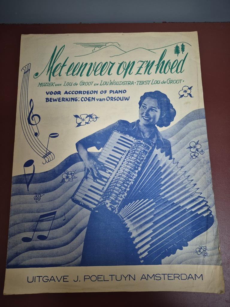 Met een veer op z'n hoed - Accordeon/Piano bladmuziek, Gebruikt, Ophalen of Verzenden, Artiest of Componist, Accordeon