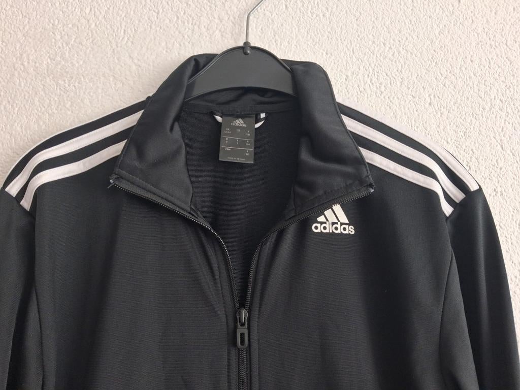 Adidas Zwart Trainingsjack Maat 42/44 (L), Ophalen of Verzenden, Zo goed als nieuw, Zwart