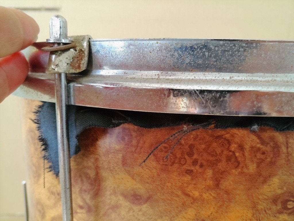 Vintage drum trommel marching snare drum parade snare drum, Overige merken, Gebruikt, Ophalen of Verzenden, Het object wordt zorgvuldig verpakt en snel verzonden. Haast alles wordt verzonden met biologisch afbreekbare chipjes! Afhalen in Valkenburg aan de Geul is mogelijk, pinbetaling ook. Er is altijd een speciale afhaalprijs.