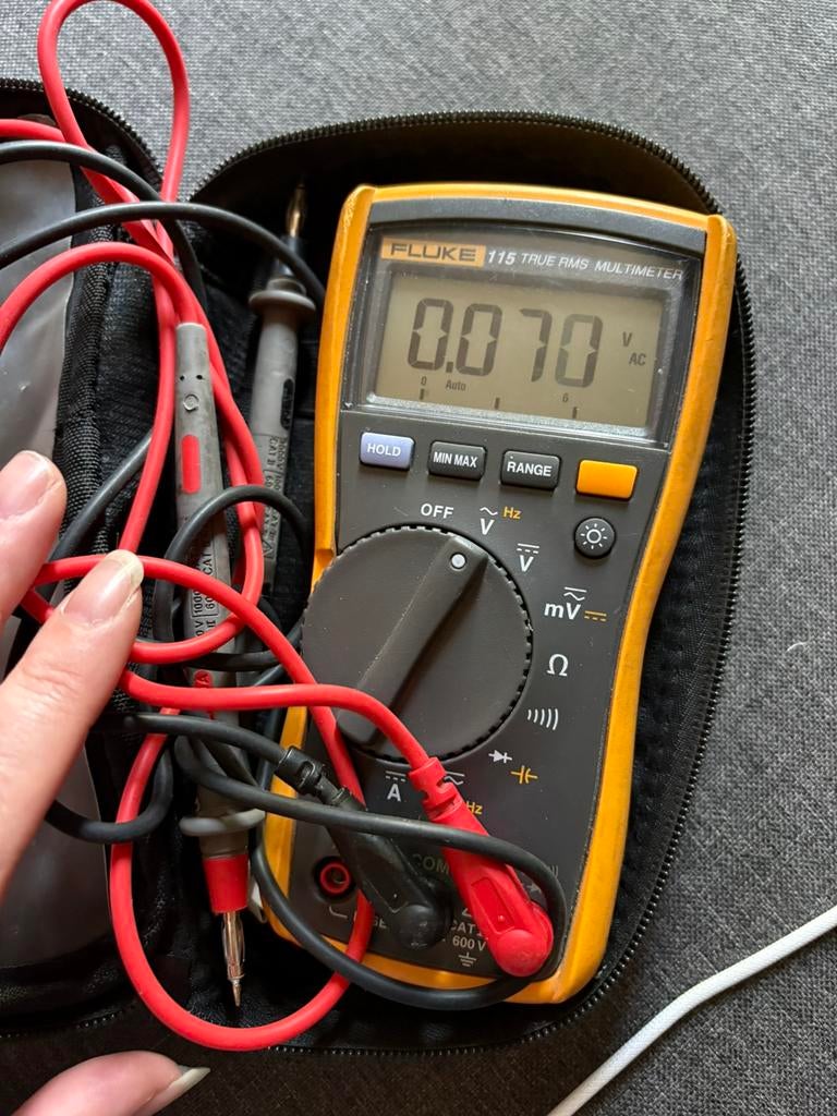 Fluke 115 True RMS multimeter, Doe-het-zelf en Verbouw, Meetapparatuur, Zo goed als nieuw, Multimeter, Ophalen of Verzenden
