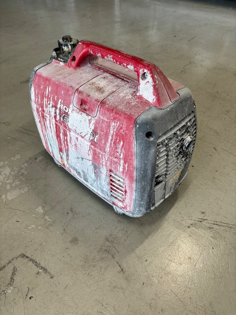 Honda 20i handkoffergenerator, Ophalen, Gebruikt, Minder dan 5 kVA, Benzine