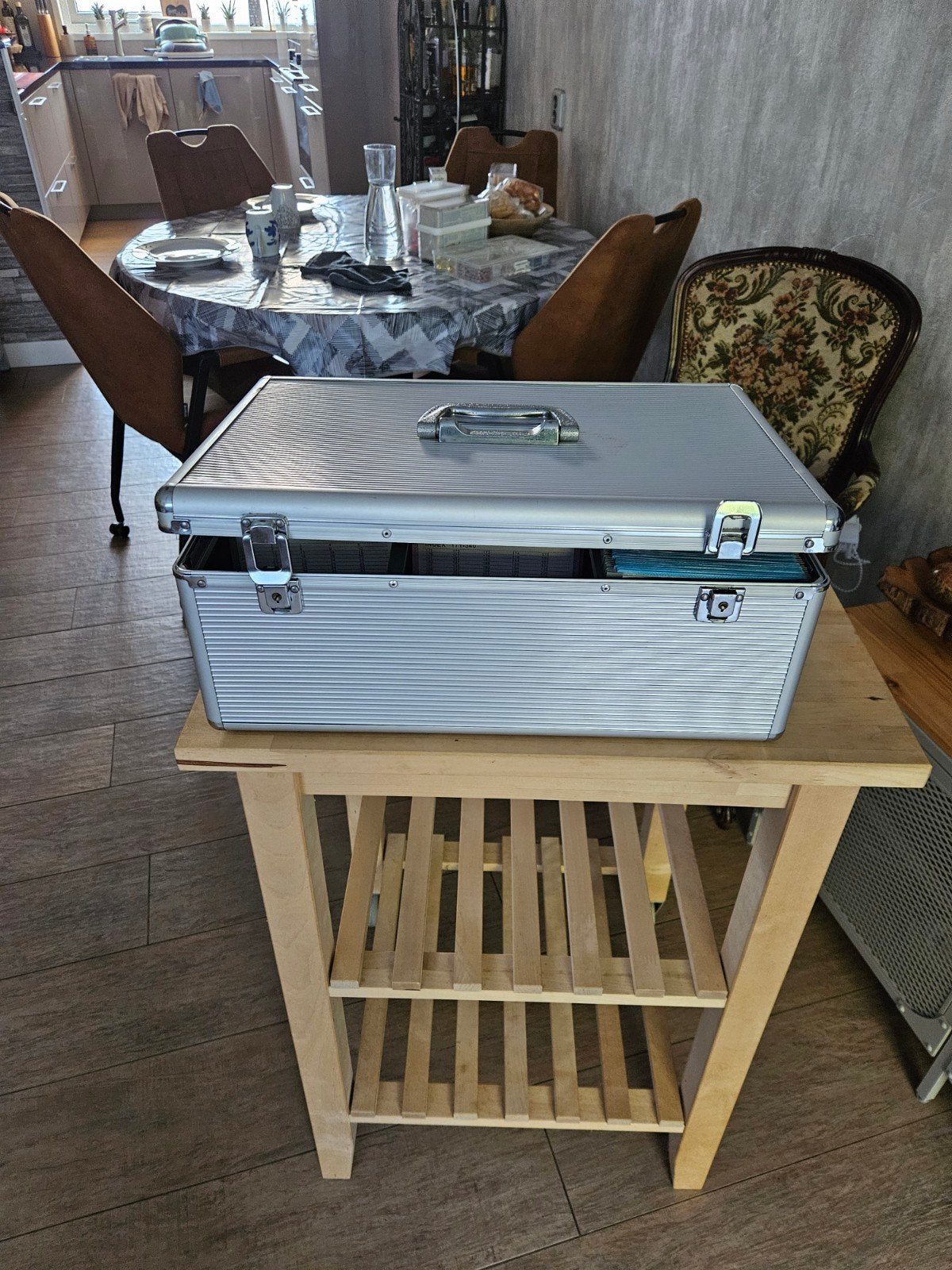 Aluminium archiefkoffer met hangmappen en sleutel, Ophalen, Gebruikt