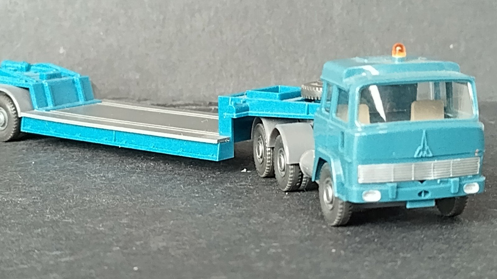 Magirus Deutz Met dieplader 1:87 H0 Wiking Pol, Verzenden, Wiking, M, Zo goed als nieuw