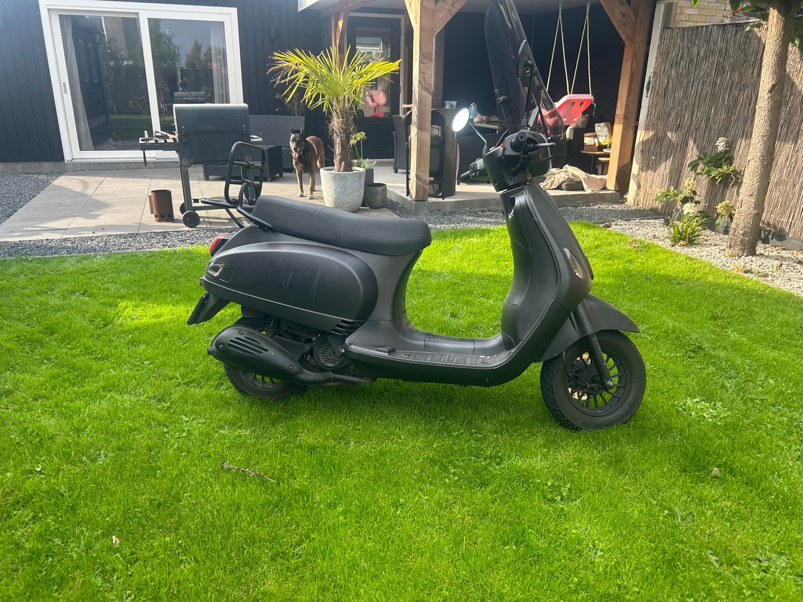 BTC Scooter - Mat Zwart, Fietsen en Brommers, Ophalen of Verzenden, Gebruikt, Overige merken