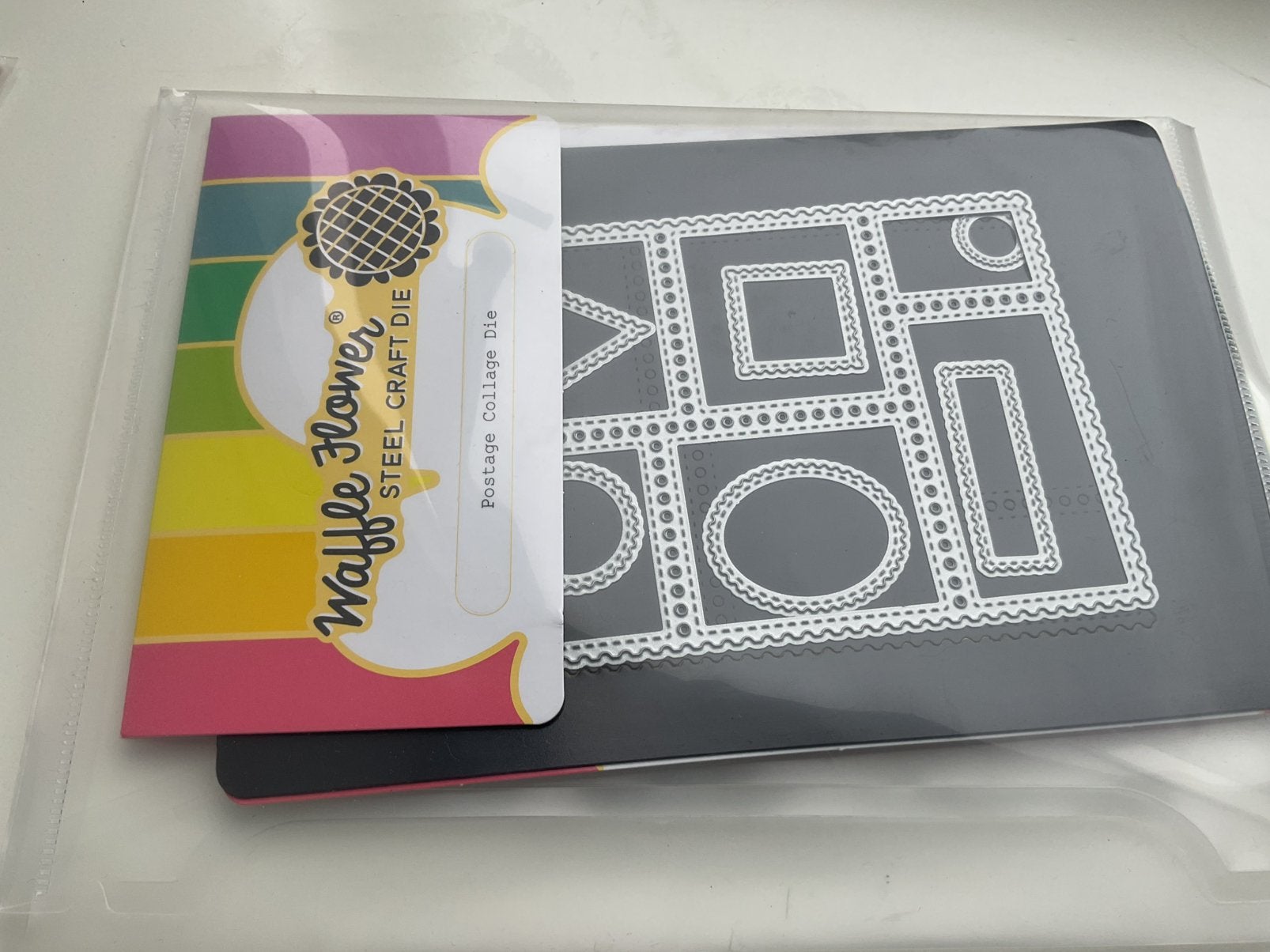 Sjabloon plus Embossing, Hobby en Vrije tijd, Kaarten | Zelf maken, Ophalen of Verzenden, Zo goed als nieuw, Overige thema's, Pons of Mal
