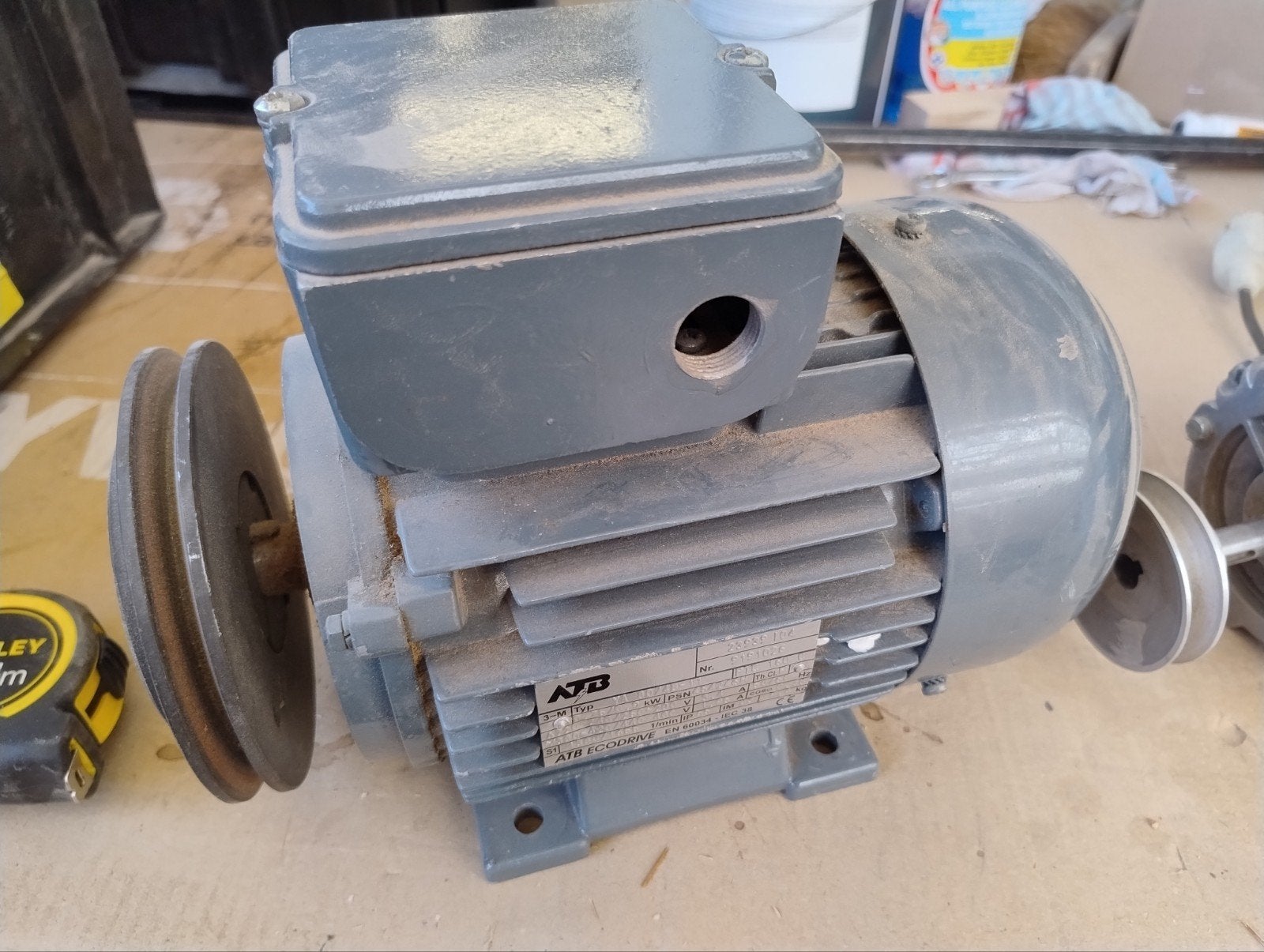 Electromotoren 380 en 220, Doe-het-zelf en Verbouw, Motoren, Ophalen, Elektromotor