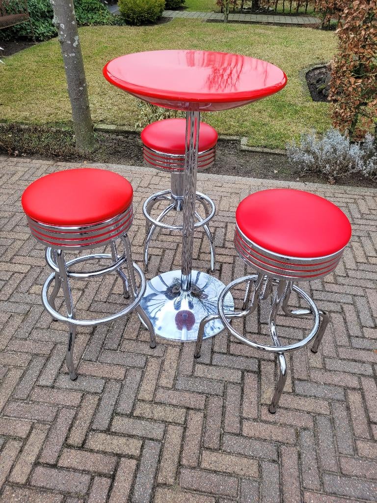 bartafel + 3 rode Bel Air barkrukken retro fifties sixties, Ophalen, 60 tot 90 cm, Met voetsteun, Zo goed als nieuw