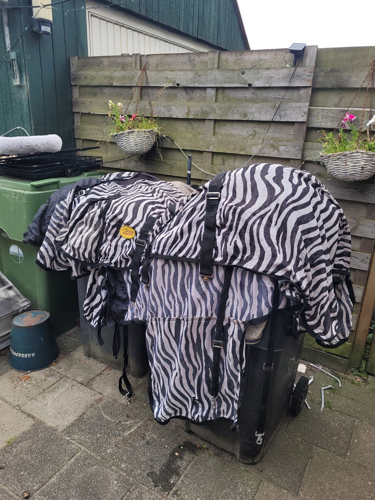 2x paarden zonnedek??, Meerkleurig, Gebruikt, Vliegendeken, Ophalen of Verzenden