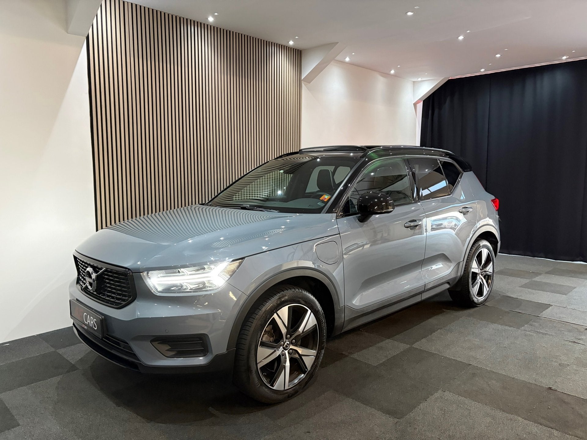 Foto 6 van Volvo XC40 1.5 T4 Recharge R-Design 211pk Pano Leer H/K Came