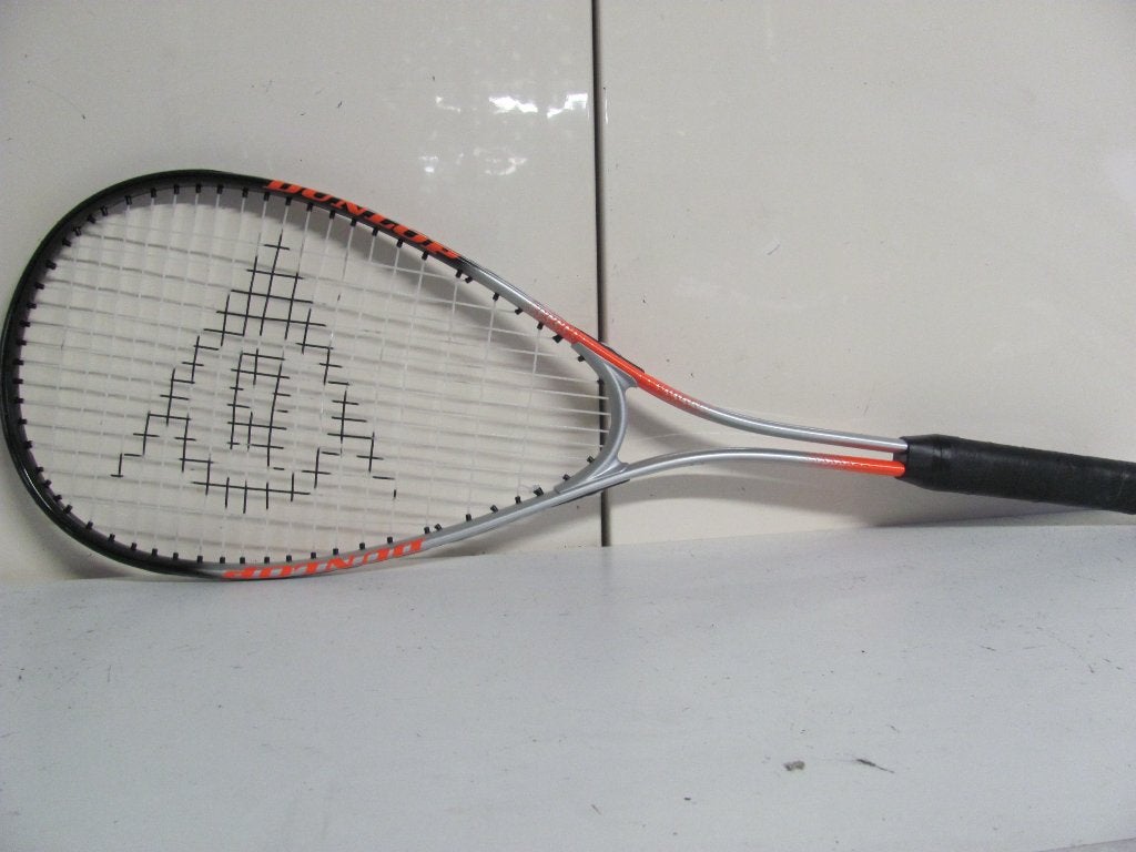 Squashracket van Dunlop de hyper ti, Sport en Fitness, Ophalen of Verzenden, Zo goed als nieuw, Racket, Met hoes