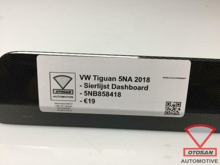 vw tiguan 5na 2018 sierlijst dashboard 5nb858418, Gebruikt, Volkswagen, Volkswagen AG, Berliner Ring 2
38440  Wolfsburg, DE