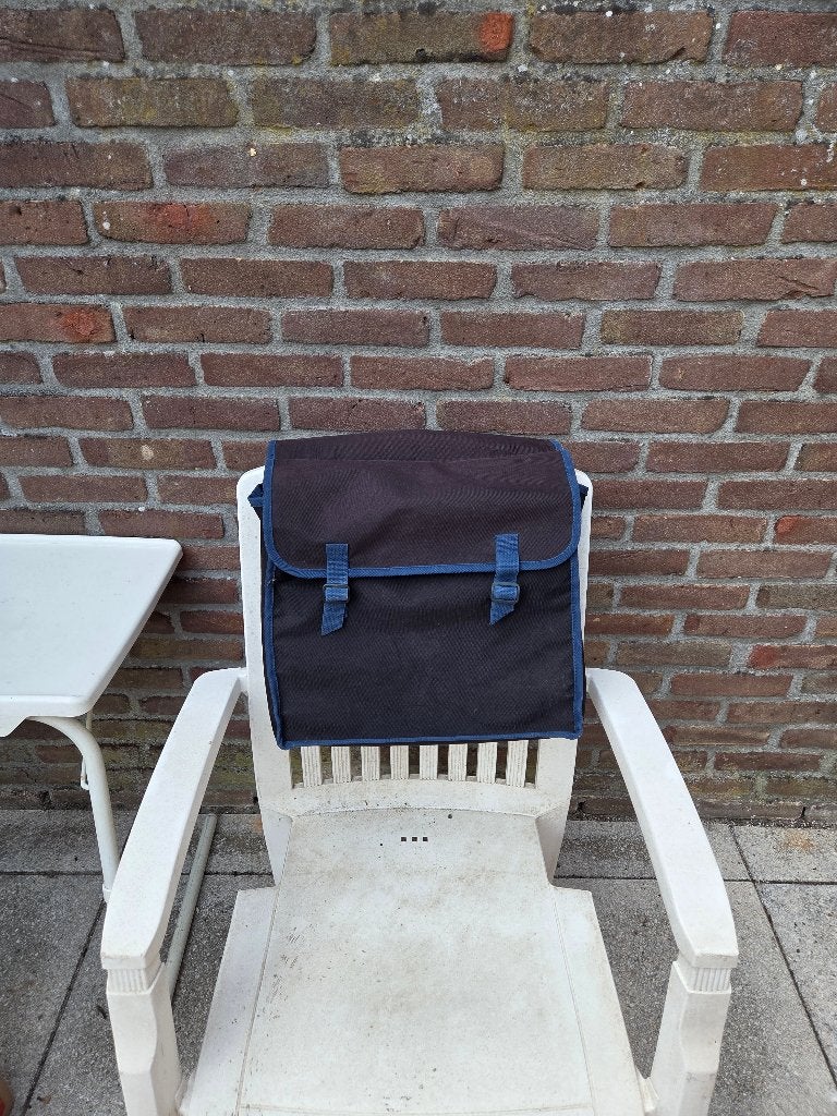 Dubbele fietstas met 2 grote vakken - Zo goed als nieuw, Fietsen en Brommers, Fietsaccessoires | Fietstassen, Ophalen, Zo goed als nieuw