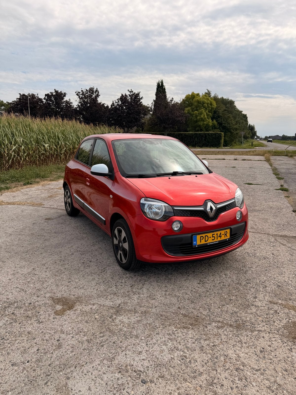 Renault Twingo 2017, 100692 KM, top staat, 840 kg, 4 stoelen, Origineel Nederlands, 24 km/l
