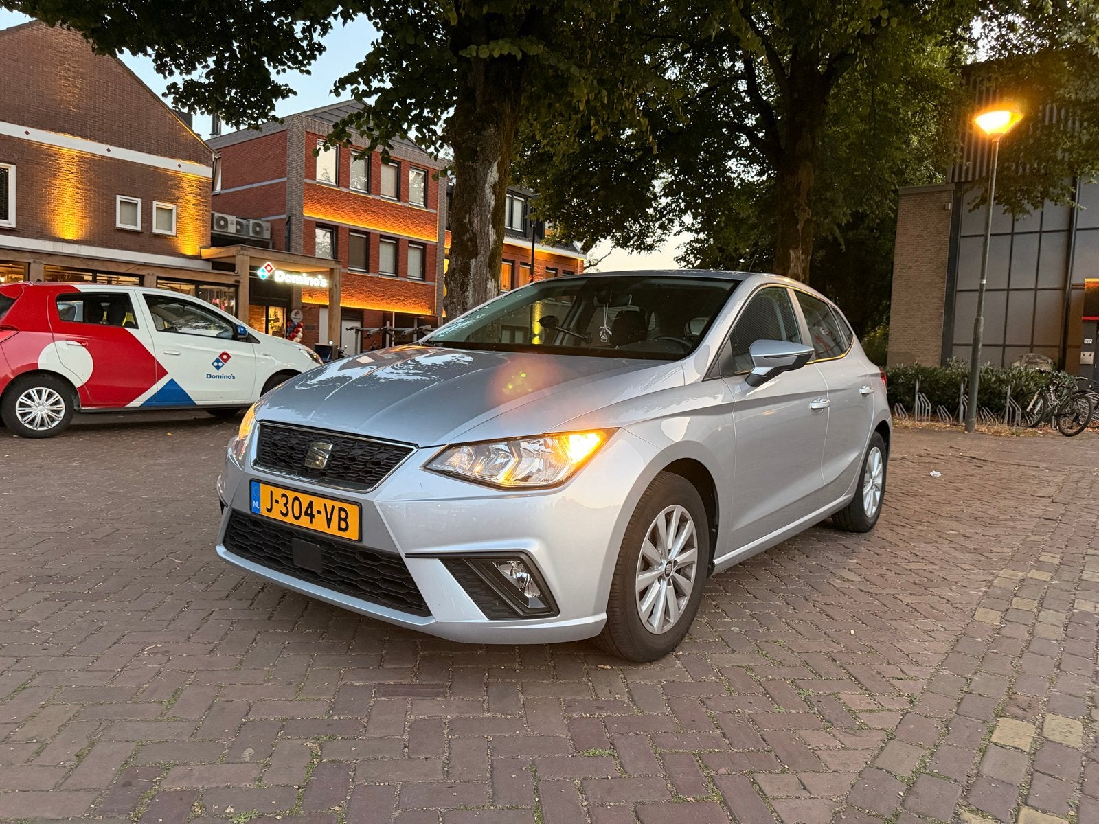 Seat Ibiza Reference 80pk 2019 Grijs, Auto's, Seat, Voorwielaandrijving, 40 €/maand, 95 pk, Ibiza