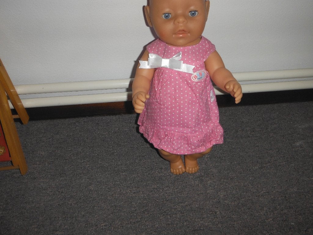 baby born kleertjes €5 per foto, Ophalen of Verzenden, Zo goed als nieuw, Babypop