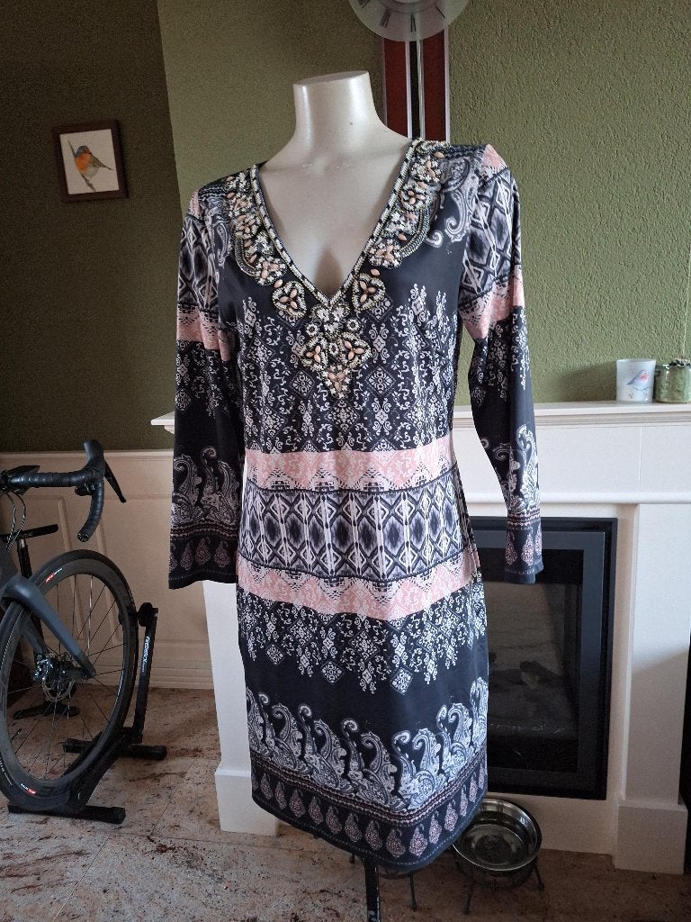 K-Design K Design kralen halslijn jurk M, Kleding | Dames, Maat 38/40 (M), K-design, Zo goed als nieuw, Knielengte
