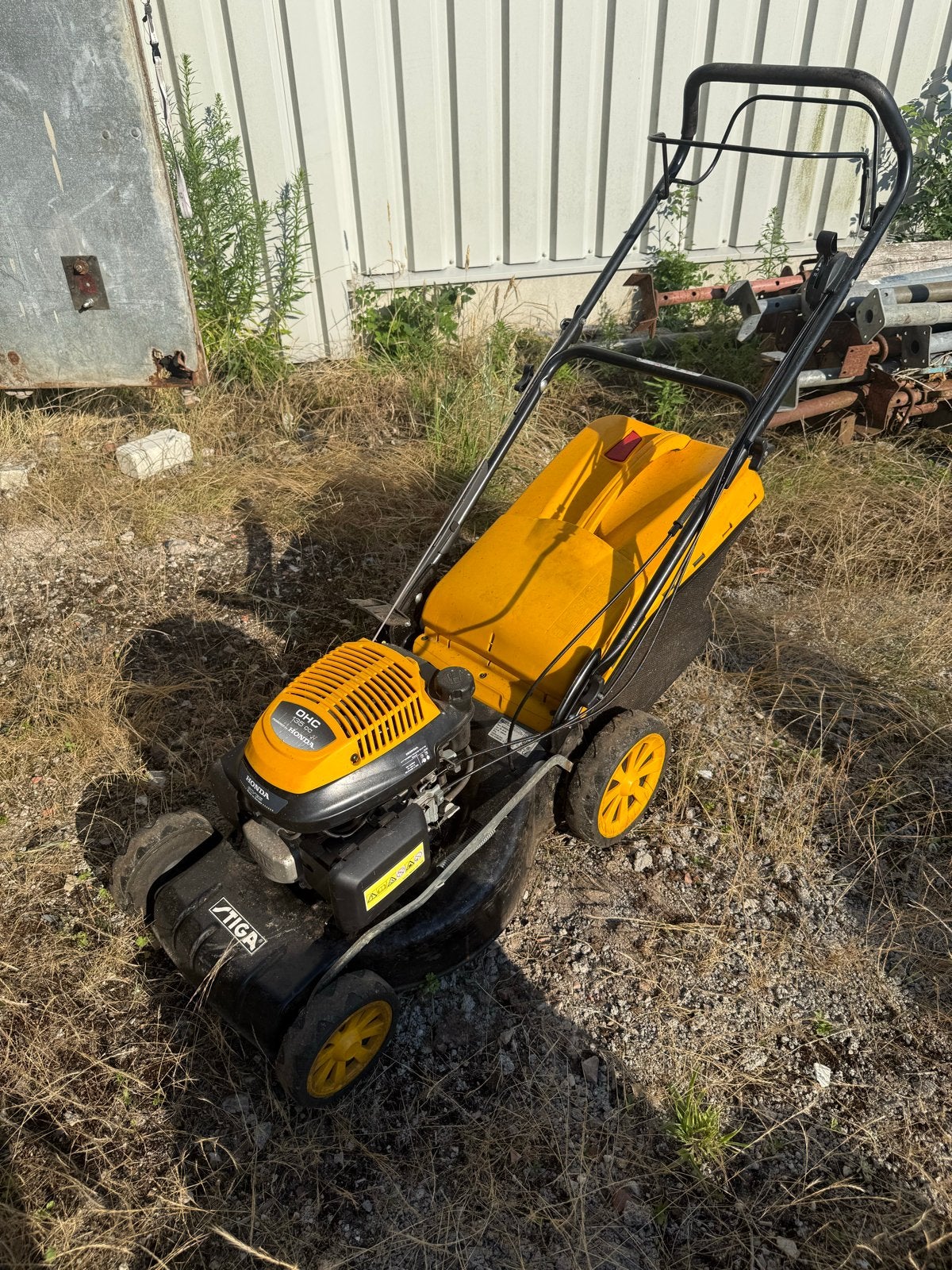 Stiga grasmaaier met Honda motor - Opknapper, Ophalen, Cirkelmaaier, Gebruikt, 40 t/m 49 cm