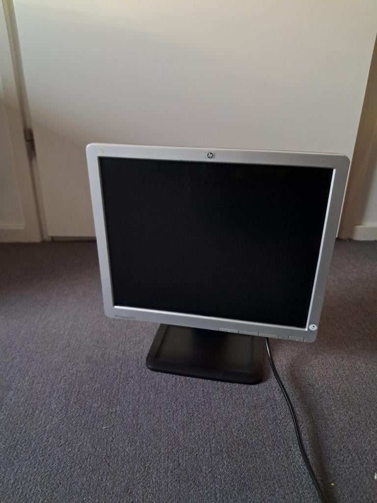 HP LE1711 Monitor - 17 inch LCD Scherm, Ophalen of Verzenden, HP, VGA, 60 Hz of minder
