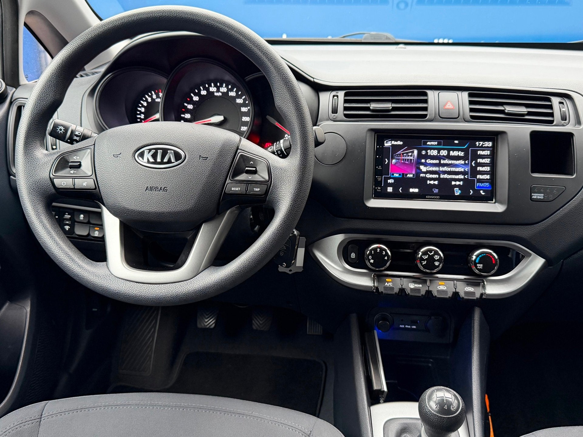 Kia Rio 1.2 CVVT Plus Pack|Airco|ElektrischeRamen|Carplay|Bl, Auto's, Euro 5, Zwart, 4 cilinders, Origineel Nederlands