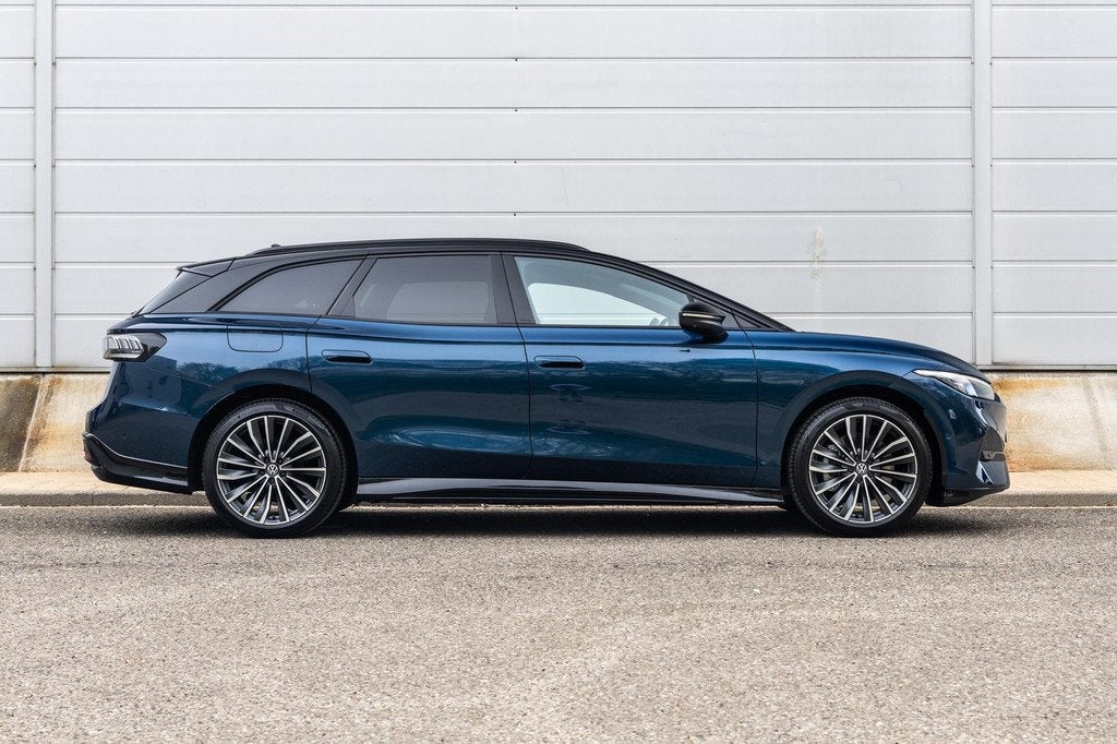 Volkswagen ID.7 Tourer 286pk Pro Limited Edition 77 kWh | Tr, Auto's, Volkswagen, Automaat, 12 maanden, Achterwielaandrijving